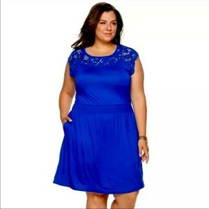Apt 9 Royal Blue Crochet Neck and Shoulder Dress with Pockets Size 1X New